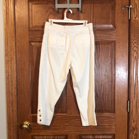 White Button-Detail Pants - Picture 3 of 7